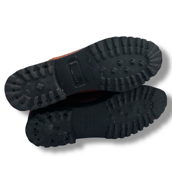 Andre Assous Peggy Lug Sole Chelsea Boot, Cognac Snake Print, Size 7 - Picture 11 of 11